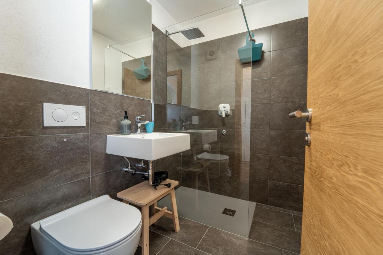 Mias Apartments Rabla Exterior photo
